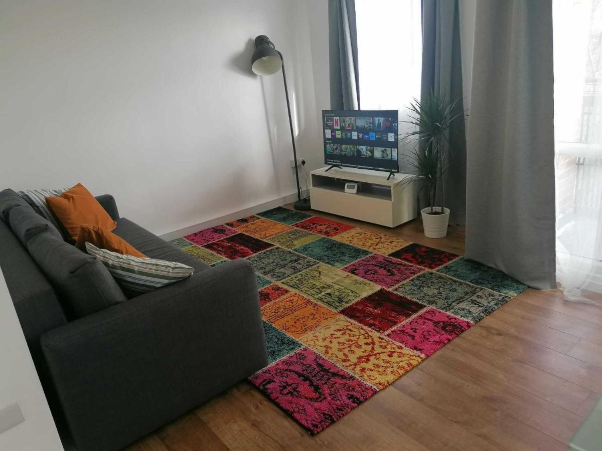 White City Apartment, Your London Stay Εξωτερικό φωτογραφία